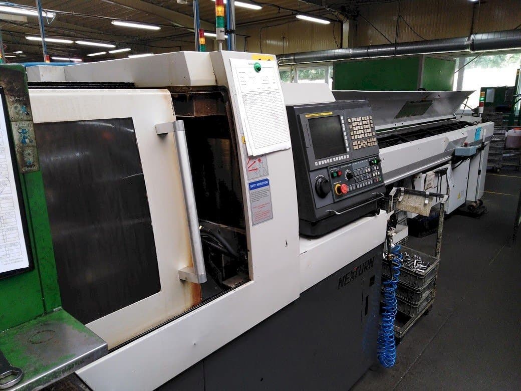 Frontansicht der Nexturn SA-20E  Maschine