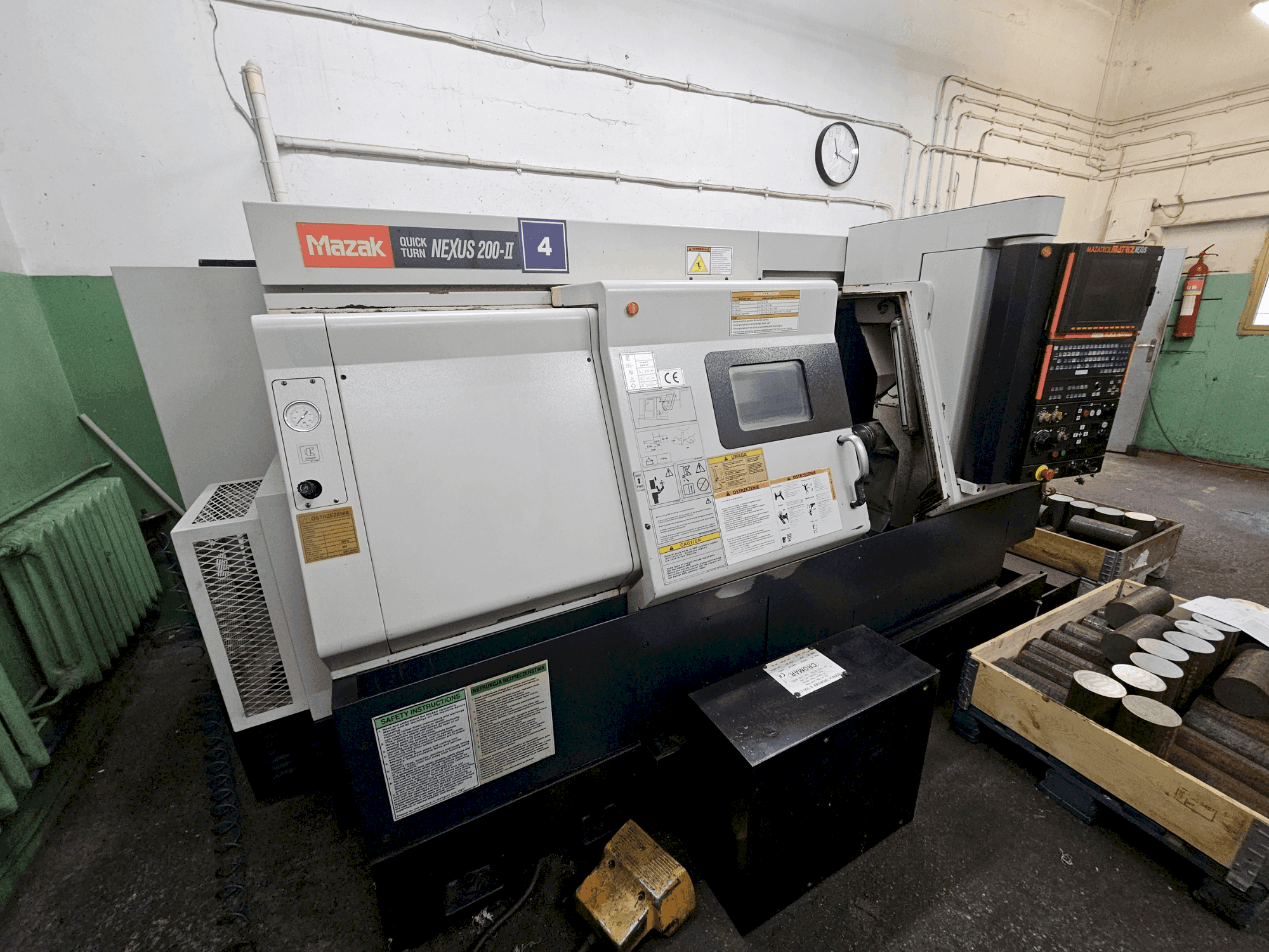 Frontansicht der Mazak QUICKTURN NEXUS 200-II  Maschine