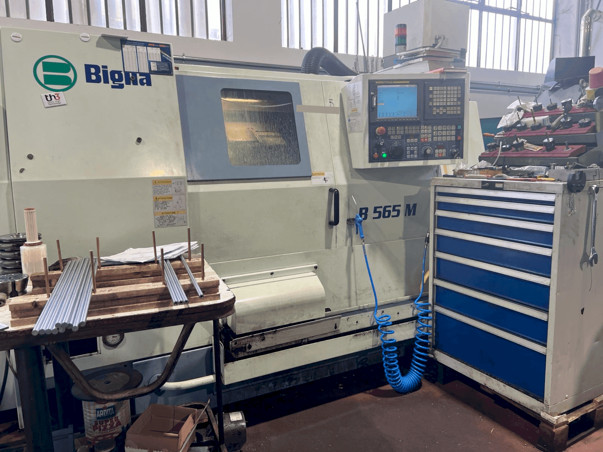 Frontansicht der Biglia B565M  Maschine