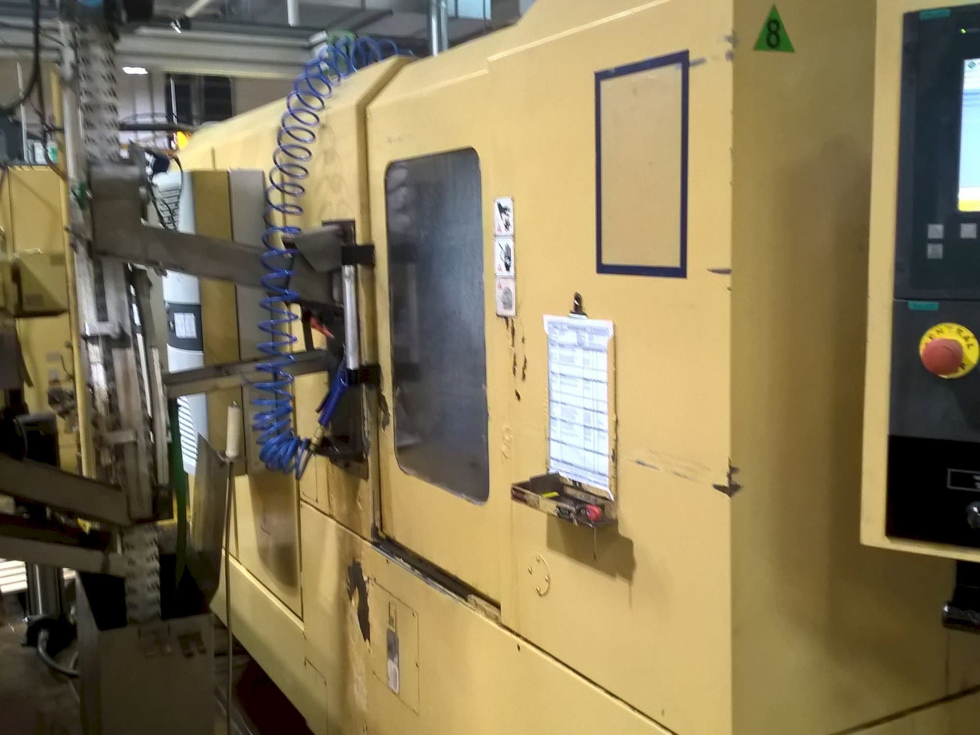 Rechte Seitenansicht der TAJMAC-ZPS SAL 100/4  Maschine