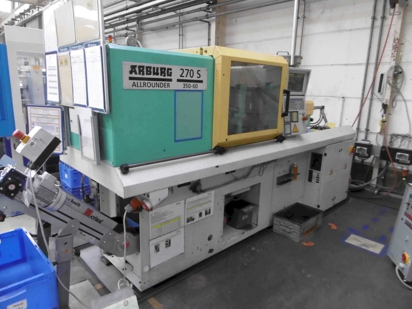 Frontansicht der Arburg 270S-350-60  Maschine