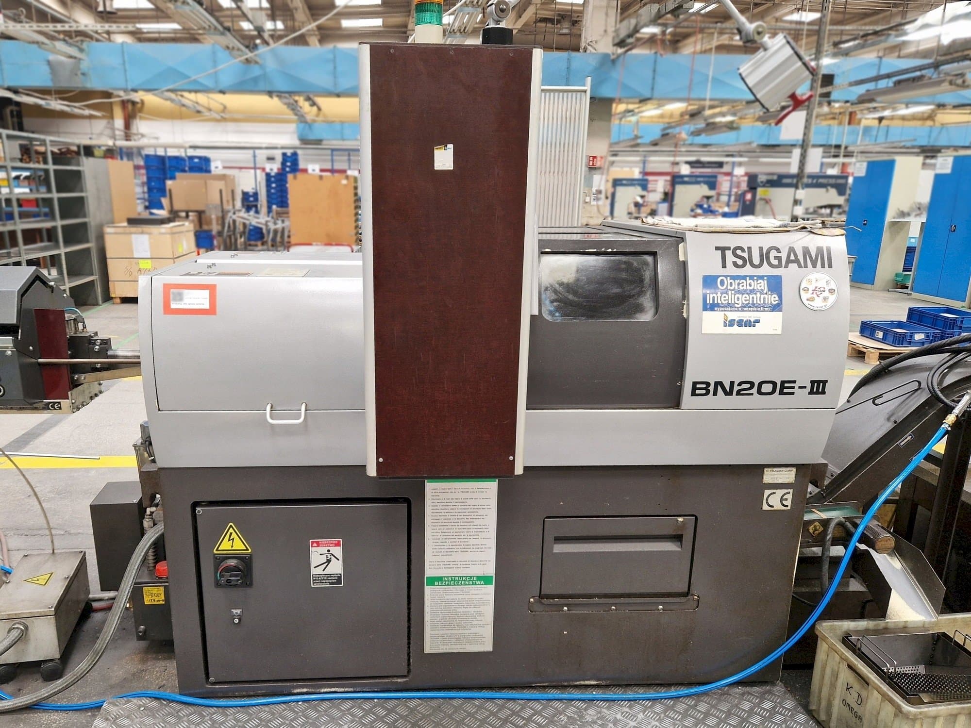 Frontansicht der TSUGAMI BN20E-III  Maschine