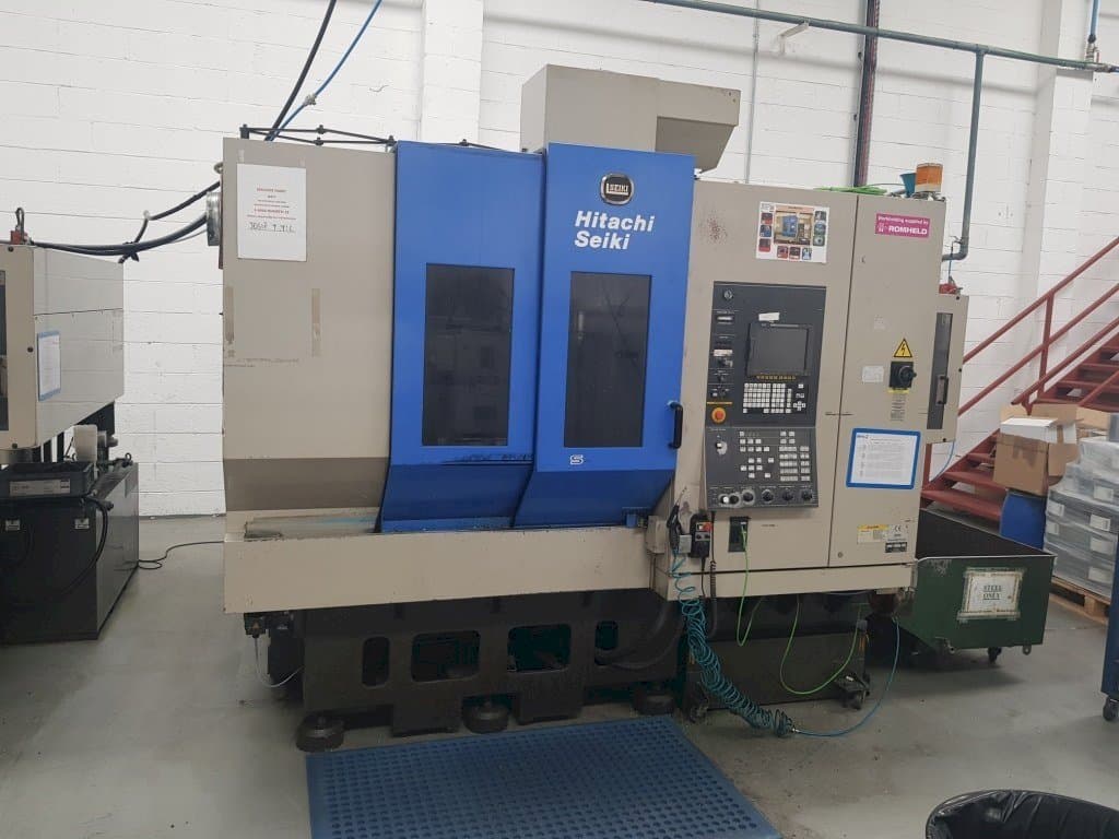 Frontansicht der HITACHI SEIKI VS50  Maschine