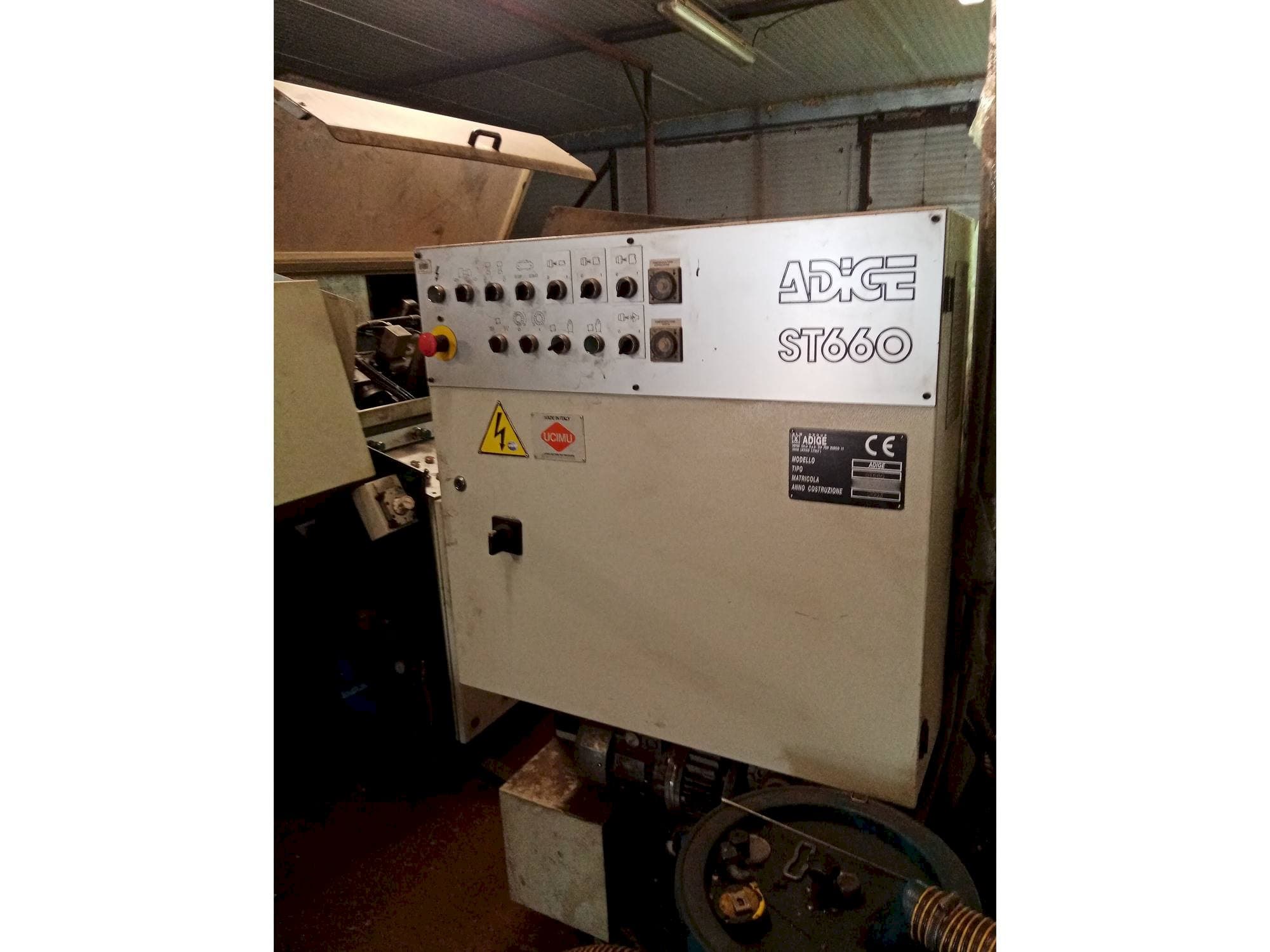 Frontansicht der ADIGE TT640 ST660  Maschine