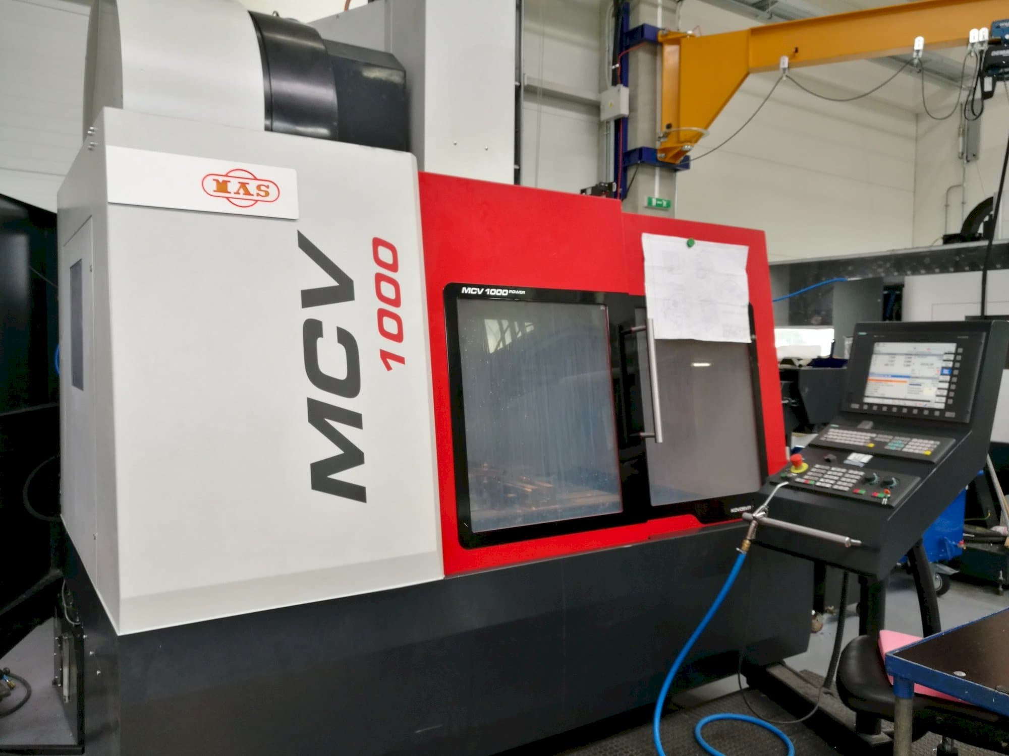 Frontansicht der KOVOSVIT MAS MCV 1000 Power  Maschine