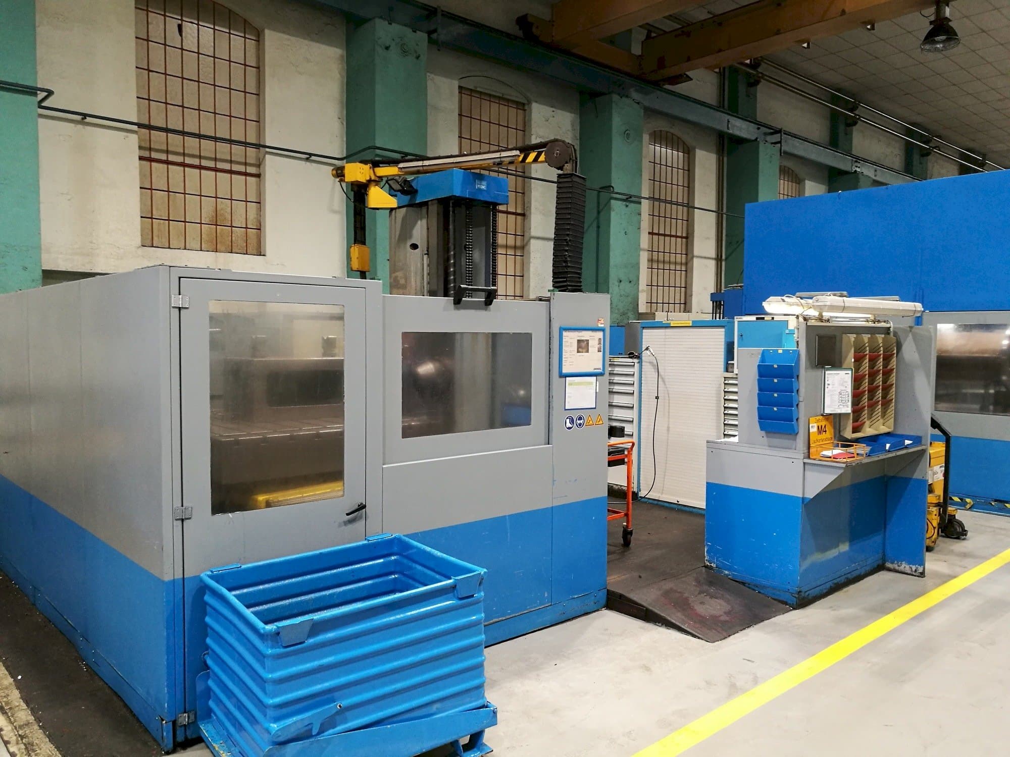 Linke Ansicht der PEGARD AF 130 S  Maschine