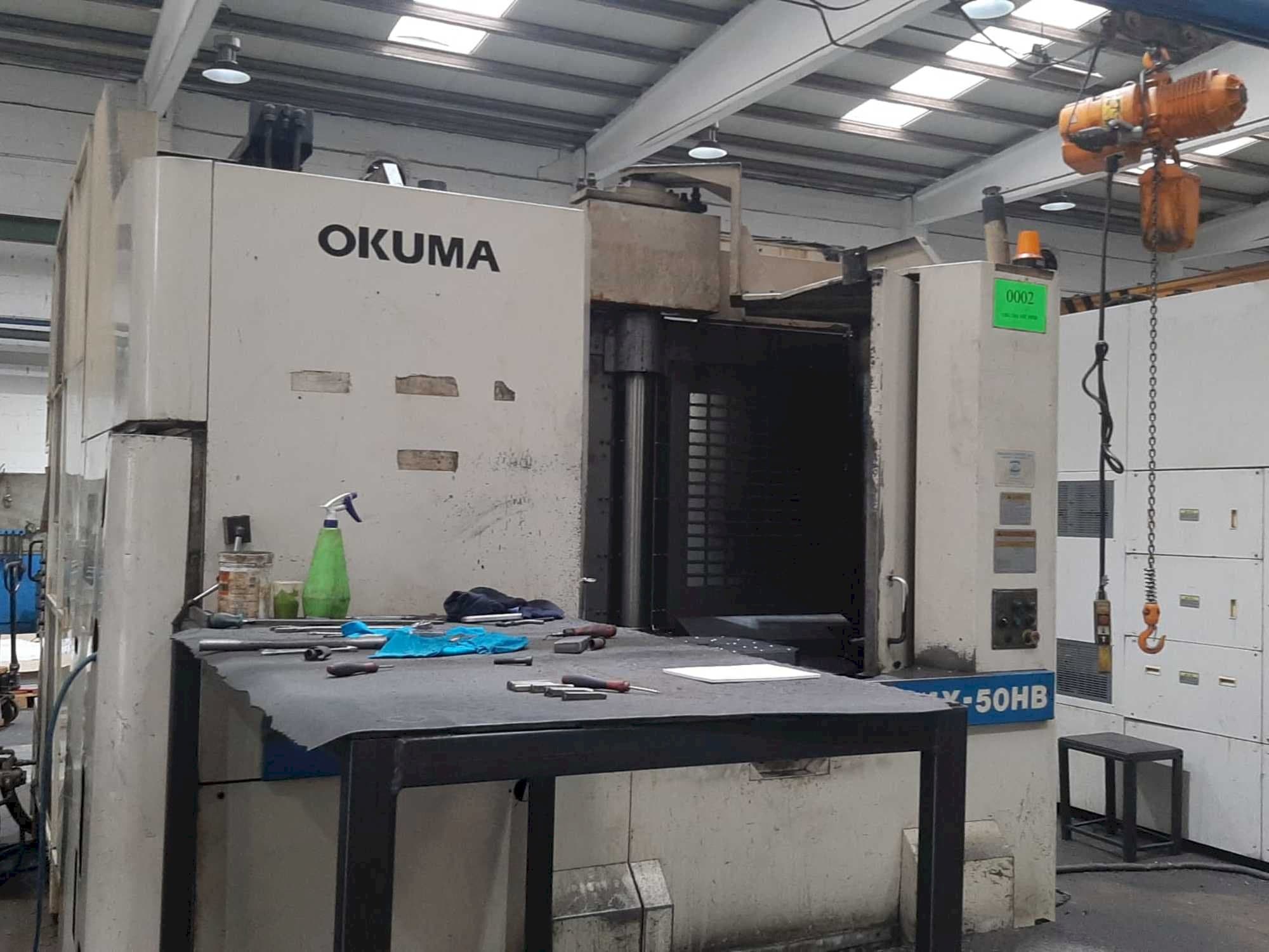 Frontansicht der Okuma MX-50HB  Maschine