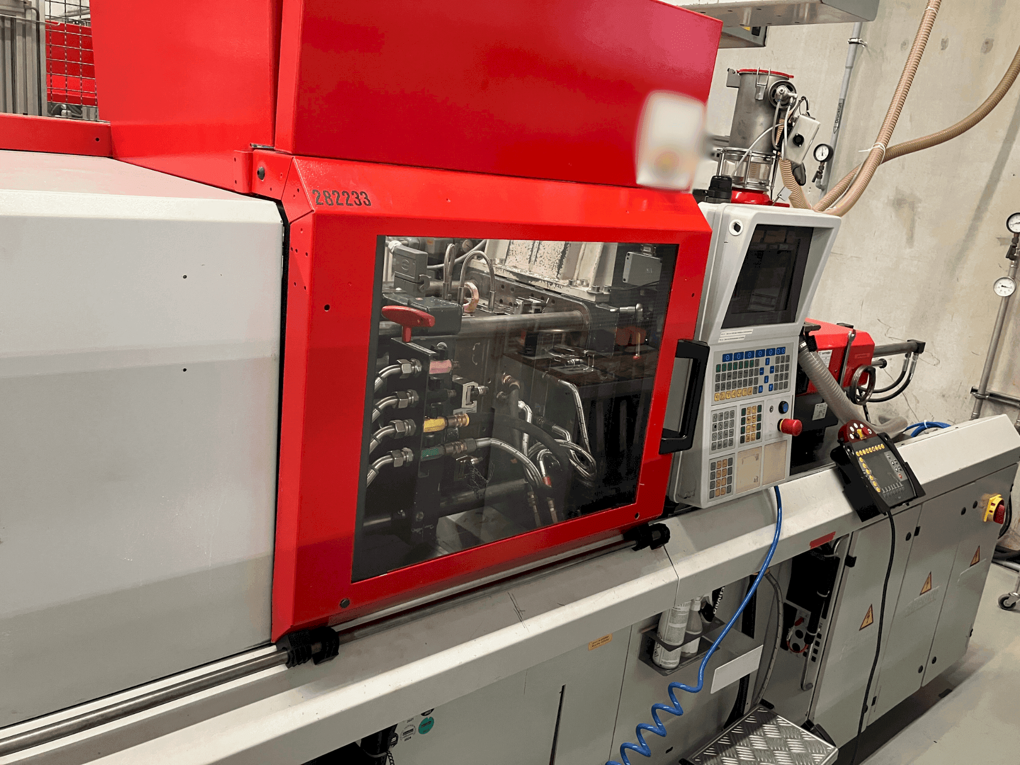 Frontansicht der Arburg Allrounder 320 S 500-150  Maschine