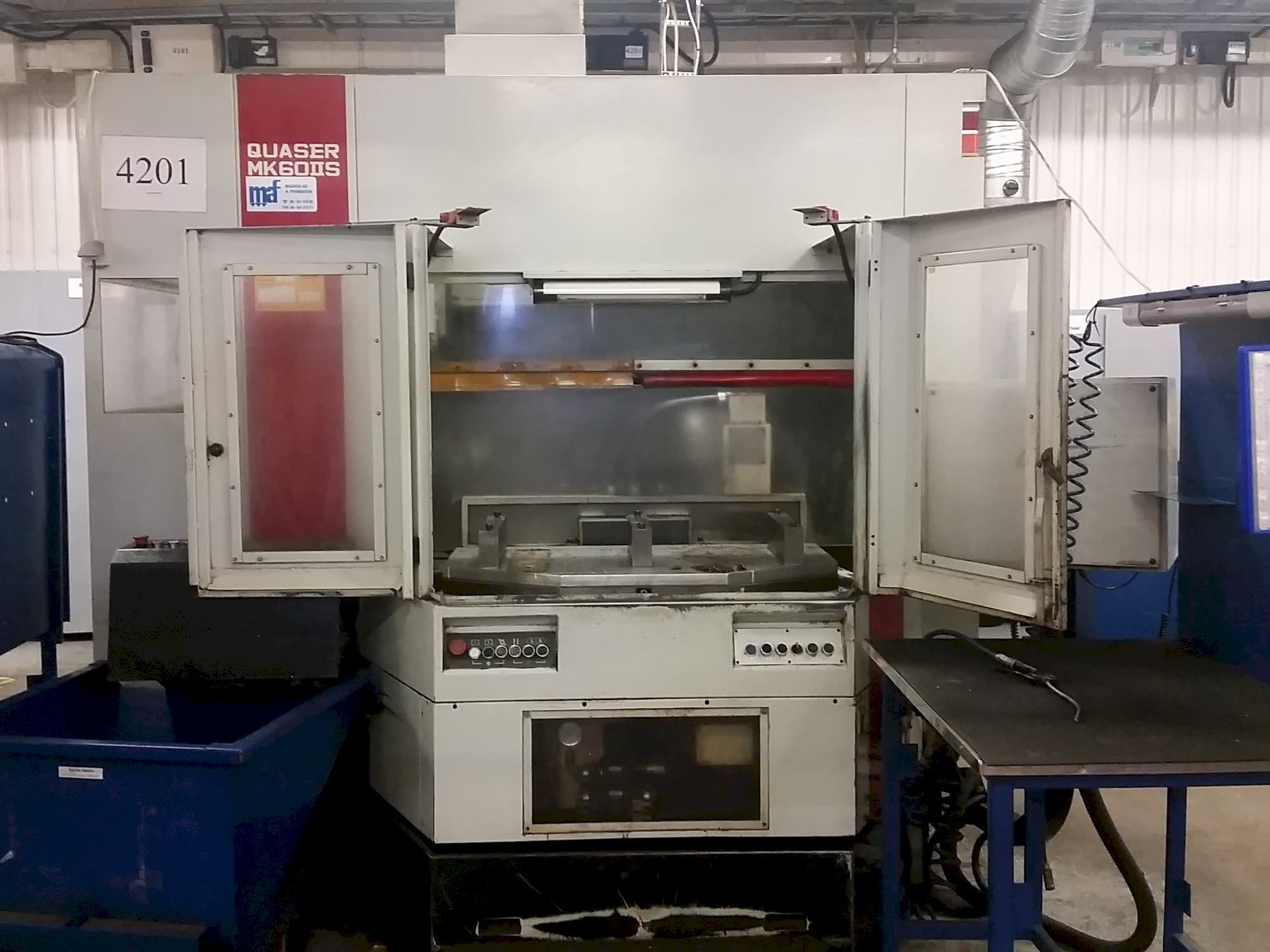 Frontansicht der Quaser MK60 IIS  Maschine