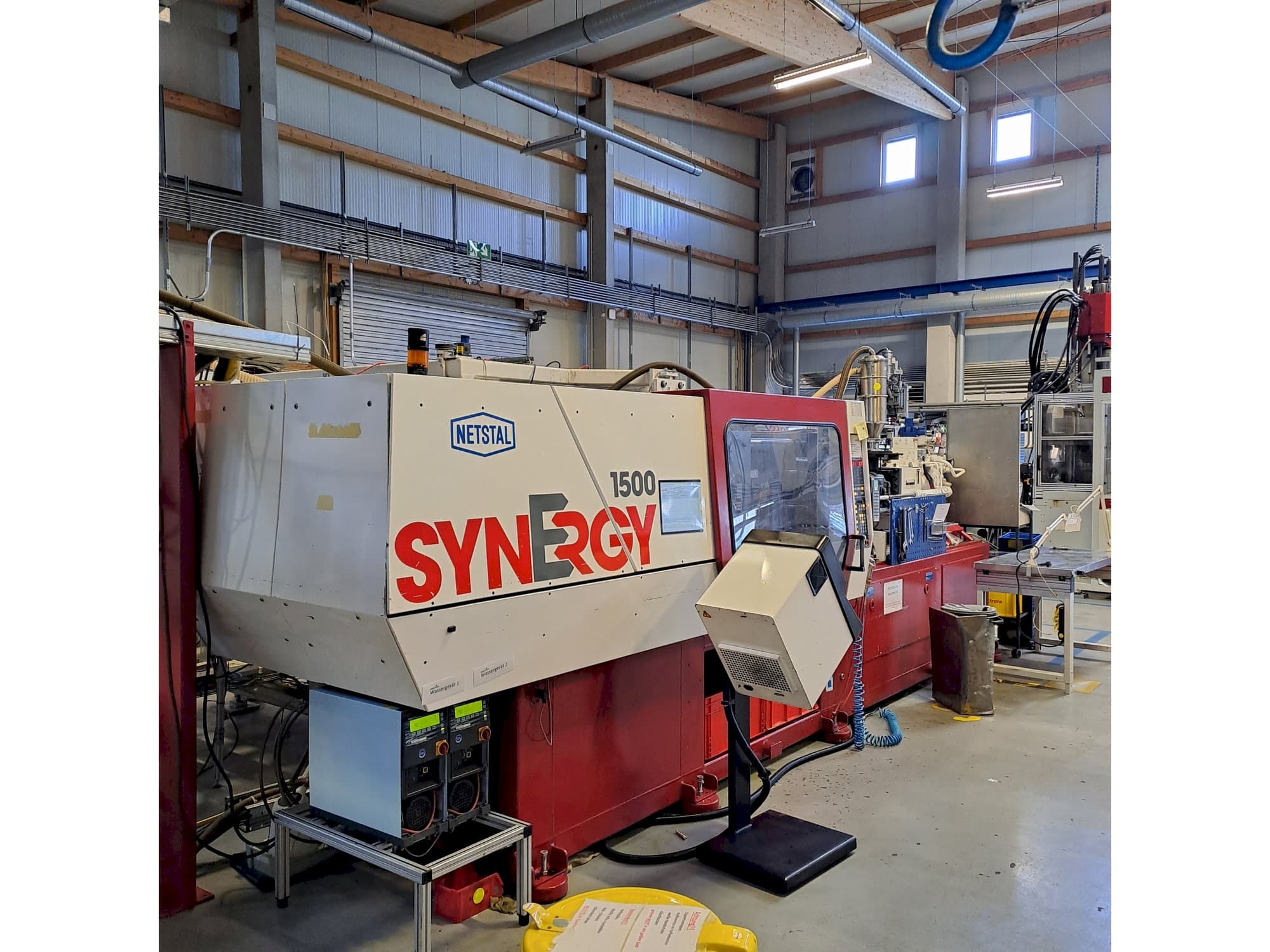 Frontansicht der Netstal S 1500 - 460  Maschine