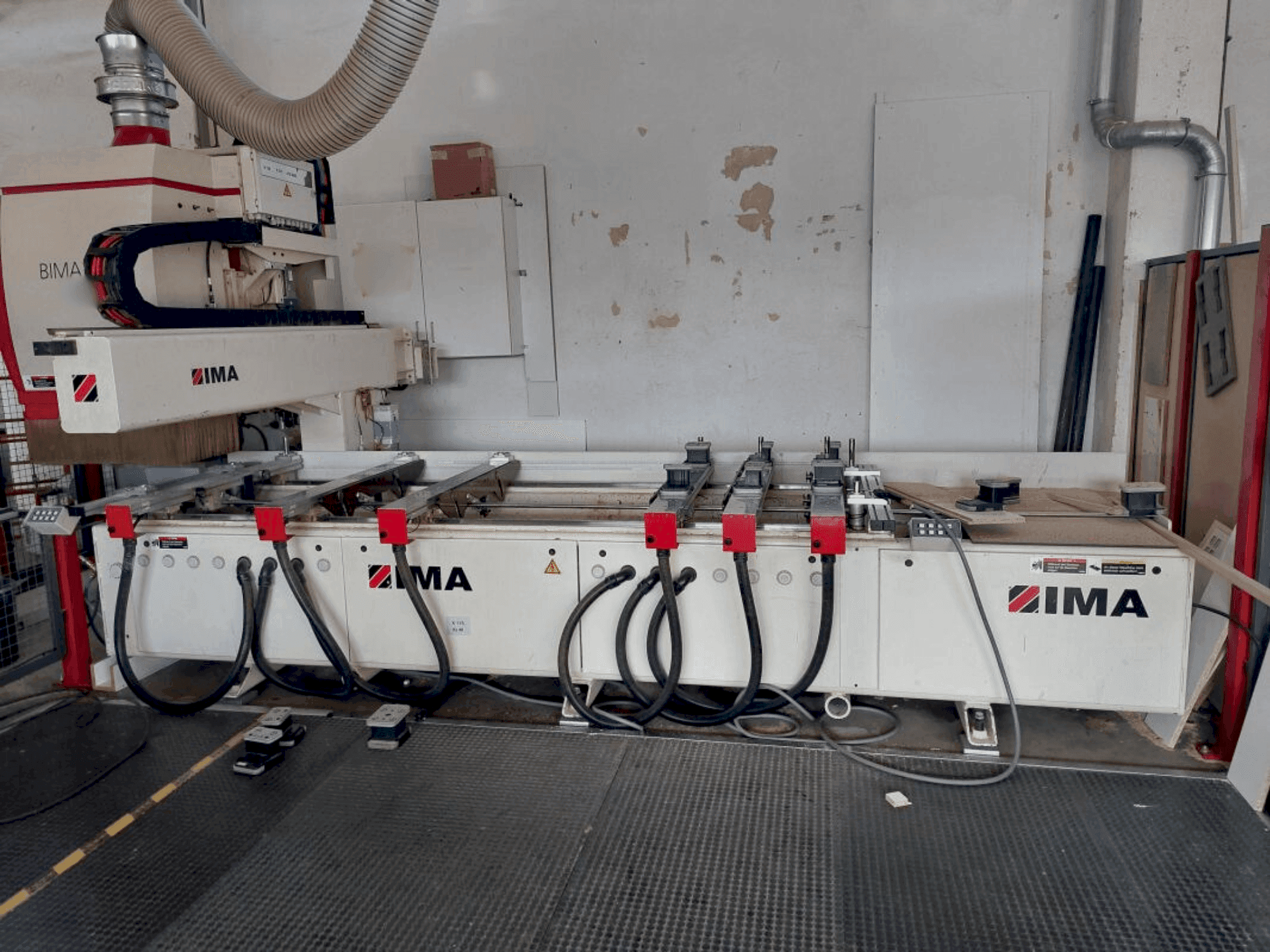 Frontansicht der IMA BIMA 310 120/300  Maschine