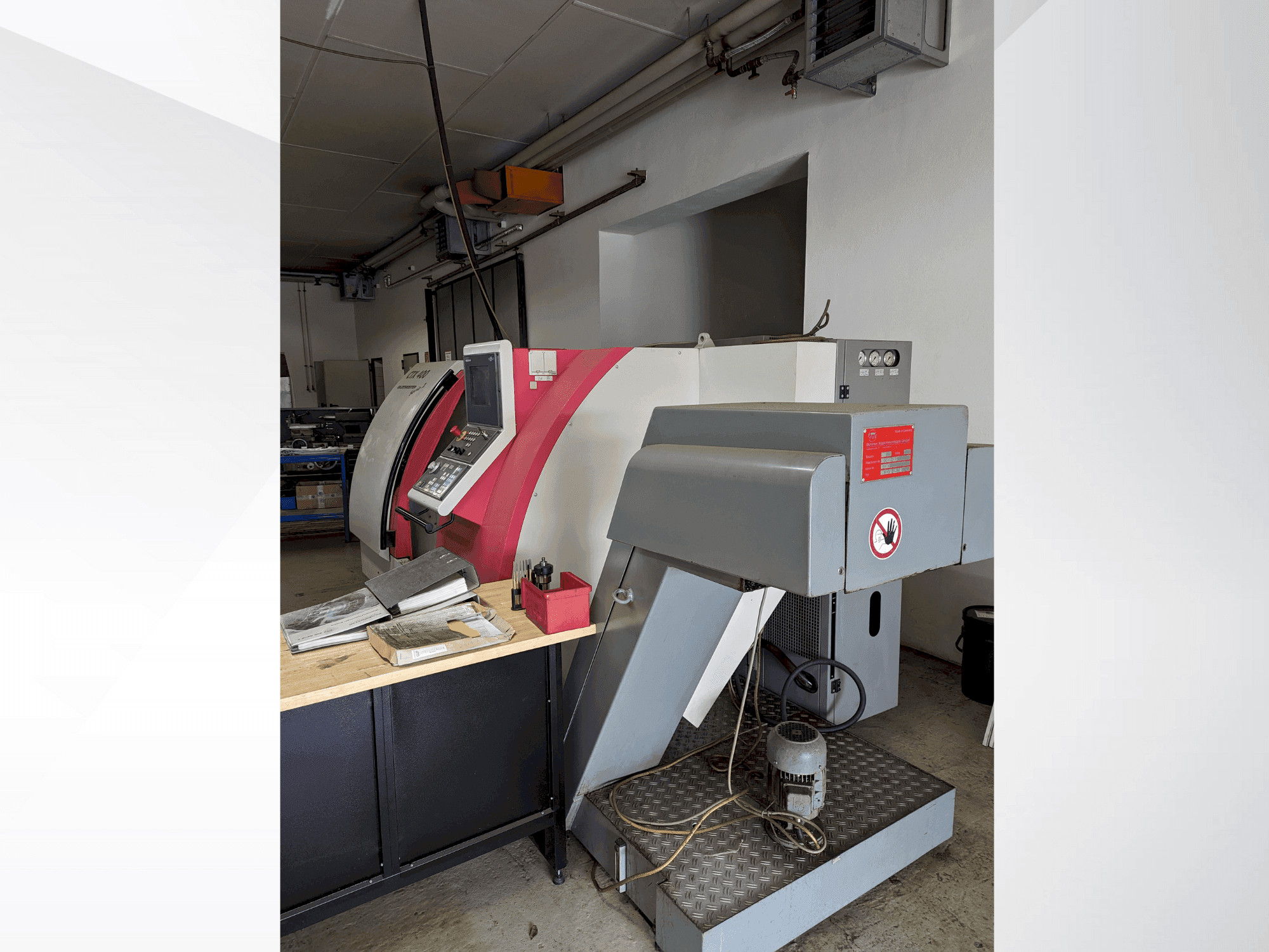Linke Seitenansicht der Gildemeister CTX 400 Serie 2 (1998)  Maschine