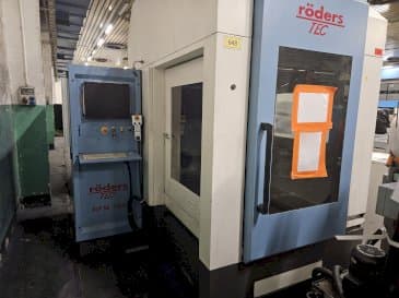 Frontansicht der RÖDERS RFM 760/2  Maschine