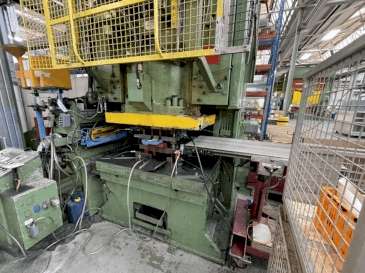 Frontansicht der ERFURT PEEX 2 315/1400x880/20-160  Maschine