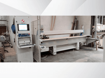 Frontansicht der MASTERWOOD OM B1 CN3KF  Maschine