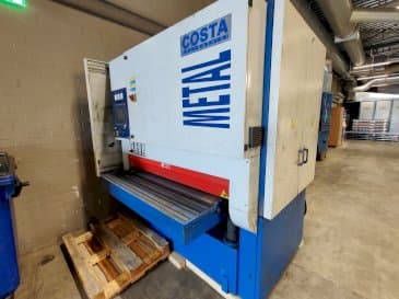 Frontansicht der Costa MD5 CVV 1350  Maschine