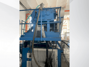 Frontansicht der KAUTEX KEB 120  Maschine