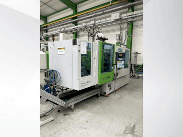 Frontansicht der Krauss Maffei 110-750 CX  Maschine