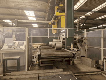 Frontansicht der TTM FL 600 3D  Maschine