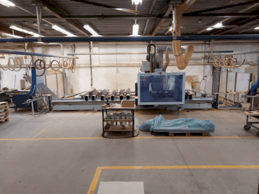 Frontansicht der HOMAG WEEKE Profi BMG 611/60/15/F/AP  Maschine