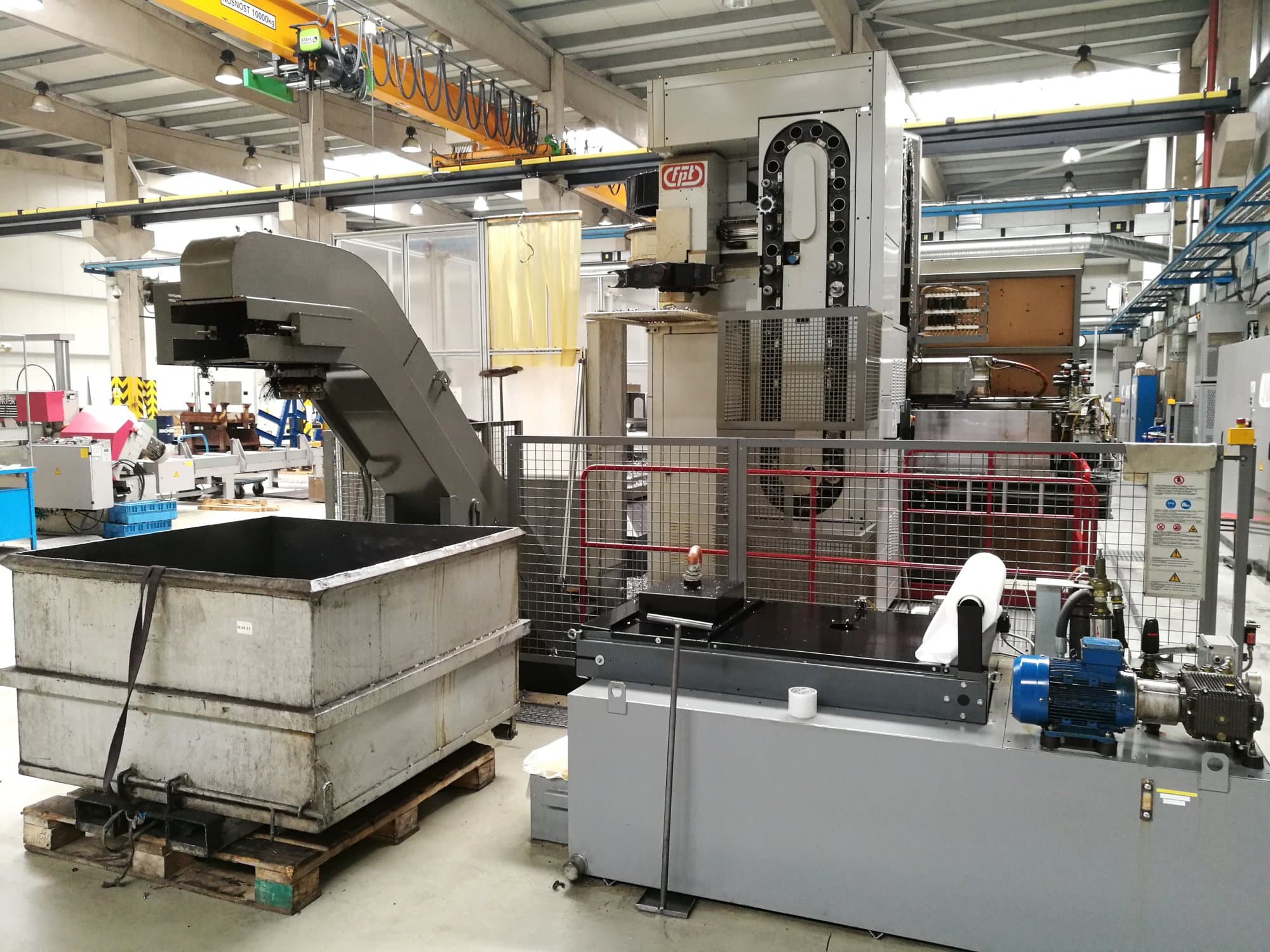 Frontansicht der FPT AREA M Maschine