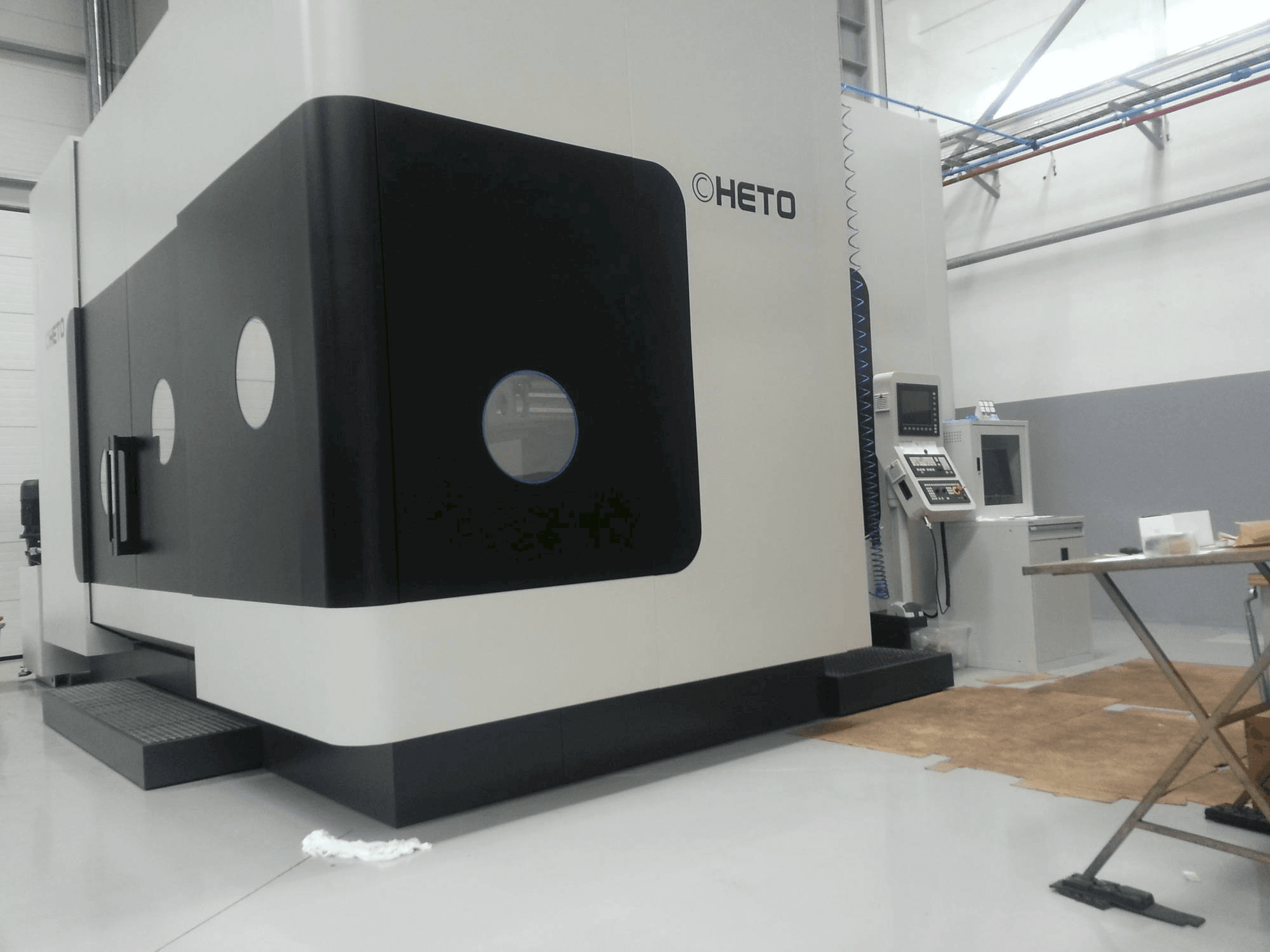 Frontansicht der CHETO IX3000 Maschine