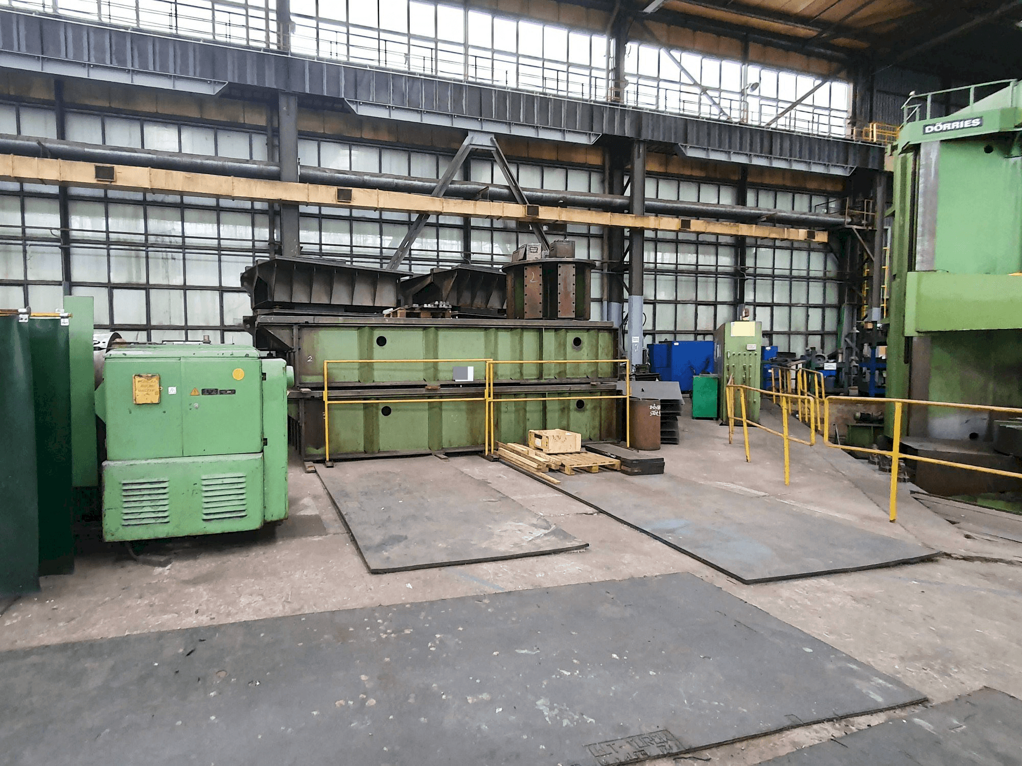 Frontansicht der DOERRIES CTE 500-V13 Maschine