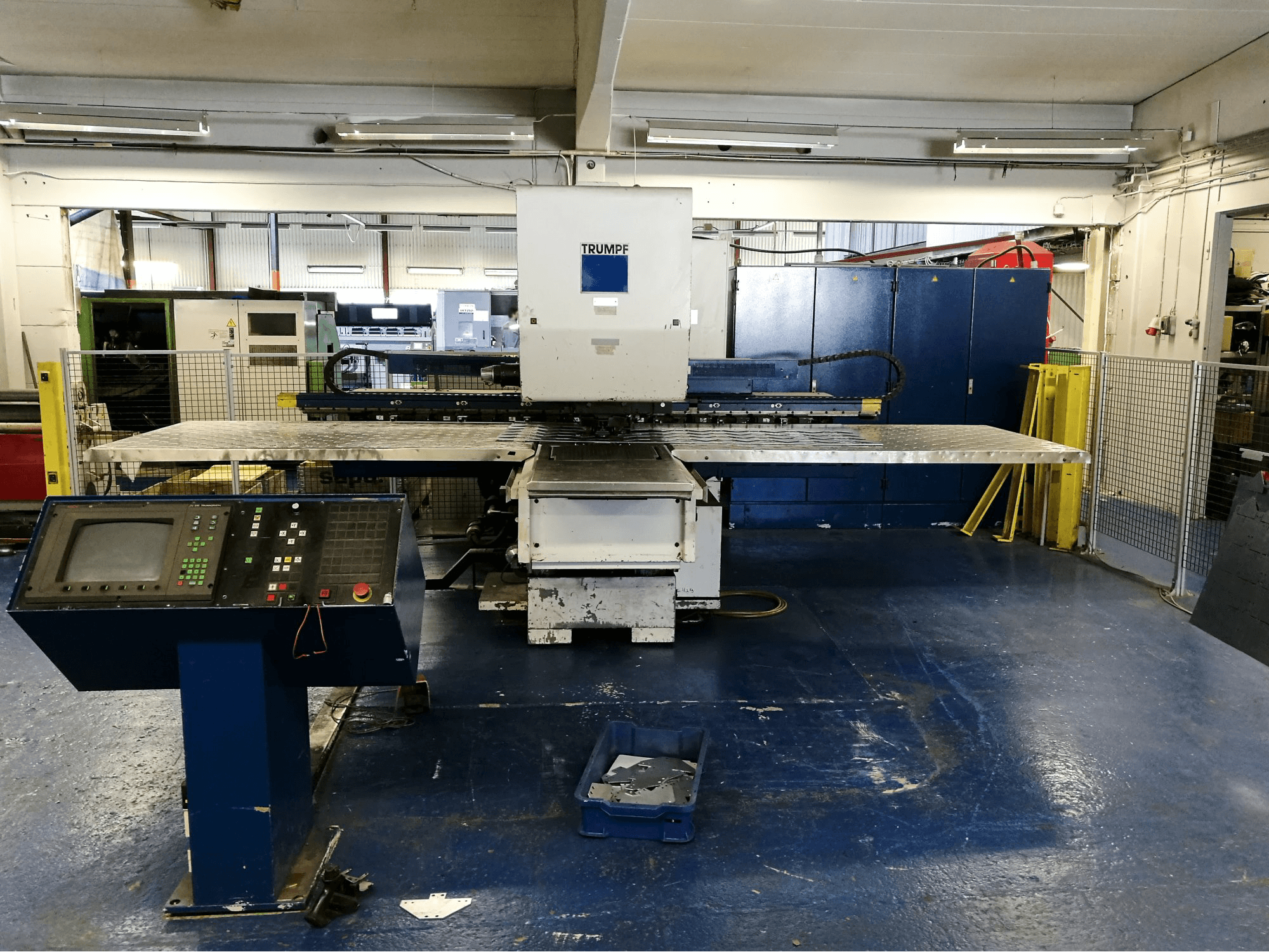 Frontanschit der Trumpf Trumatic 260 Rotation Maschine