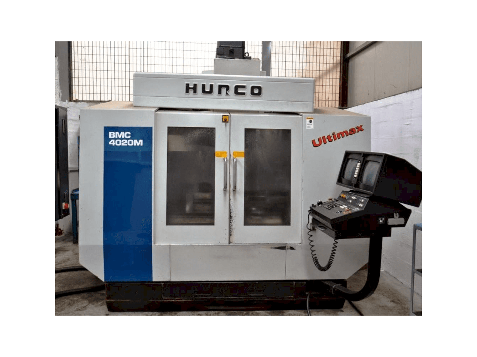 Frontansicht der Hurco BMC4020M Maschine