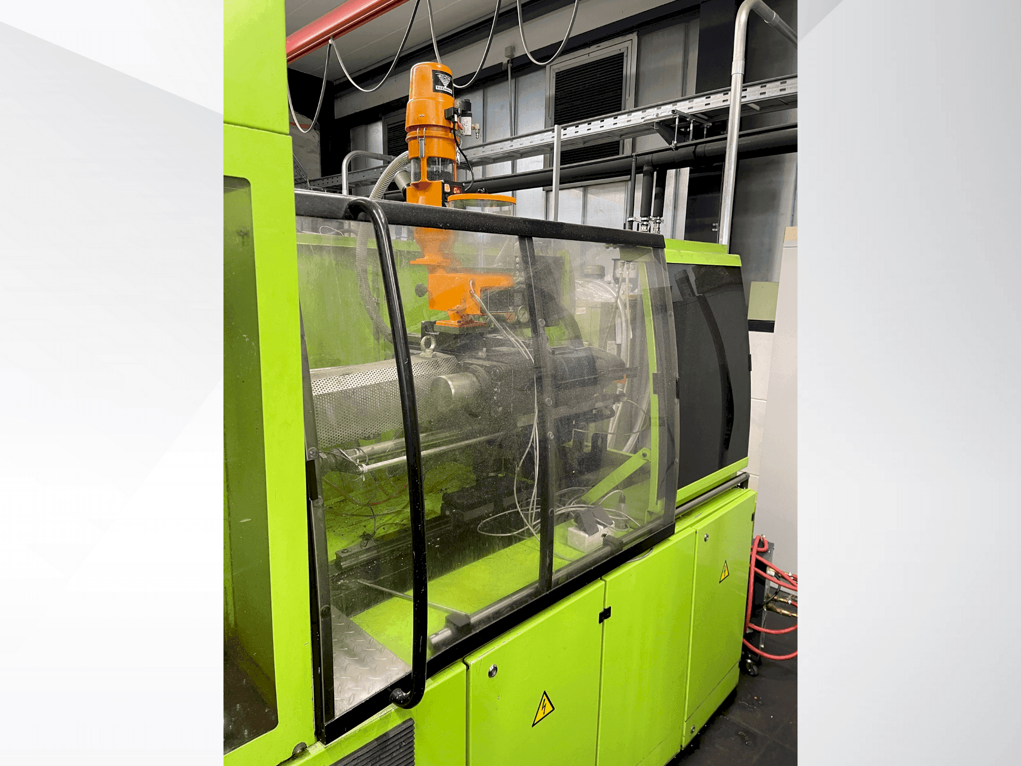 Frontansicht der Engel ES 330 H / 80V SOTR Maschine