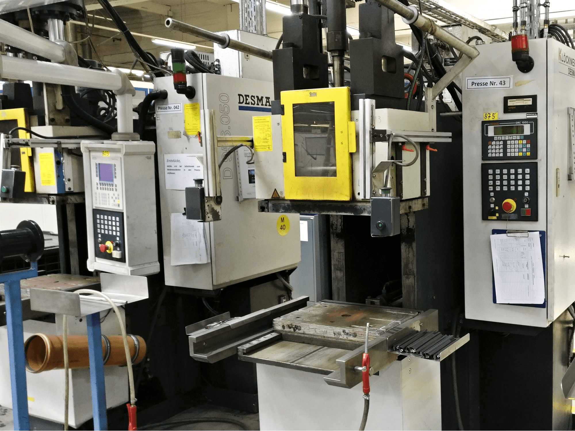 Rechte Ansicht der Klöckner Desma 956.050 Maschine