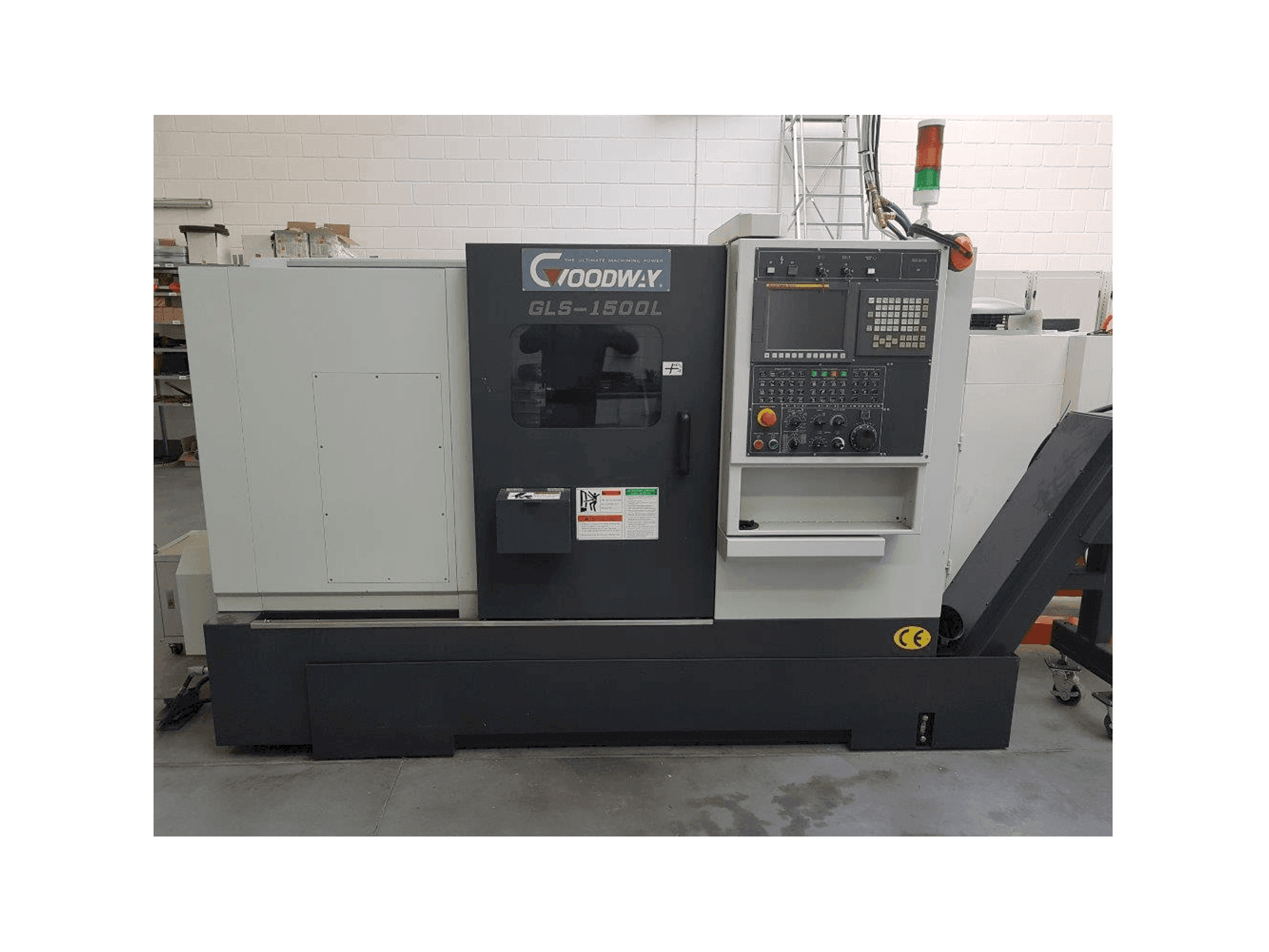 Frontansicht der Goodway GLS-1500L Maschine