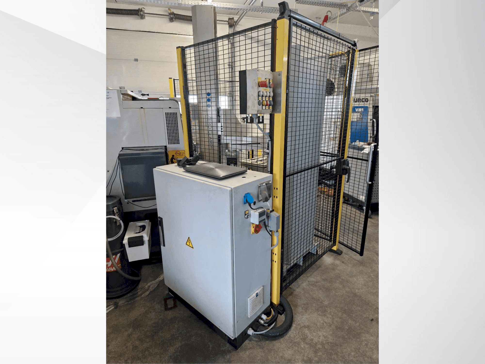 Frontansicht der Zeroclamp Zerobot 100P Maschine