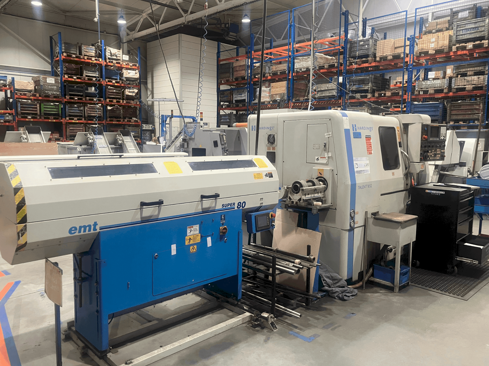 Frontansicht der HARDINGE Talent 8/52 Maschine