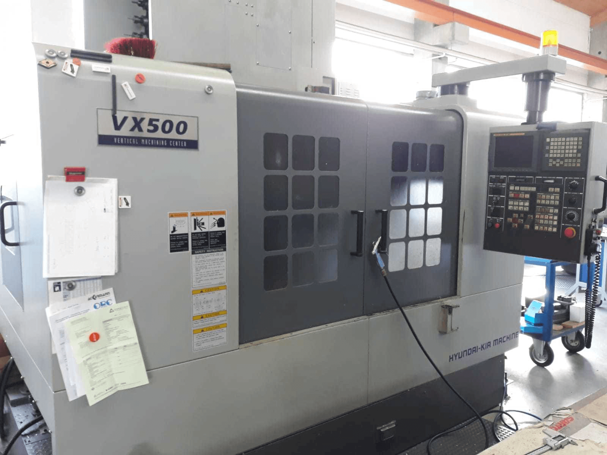 Frontansicht der Hyundai Kia VX500 Maschine