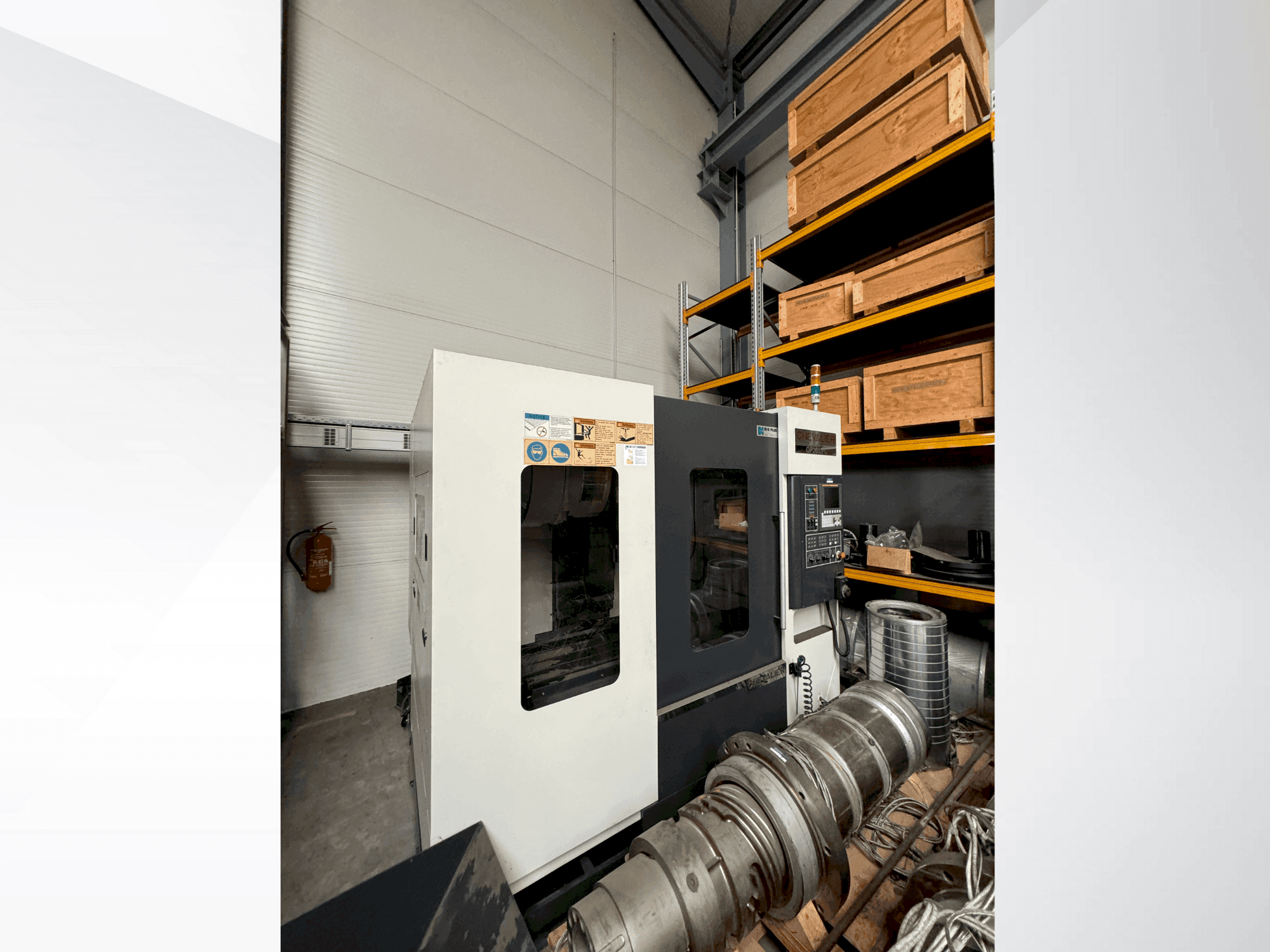 Frontansicht der Chevalier QP2033-L (2015) Maschine