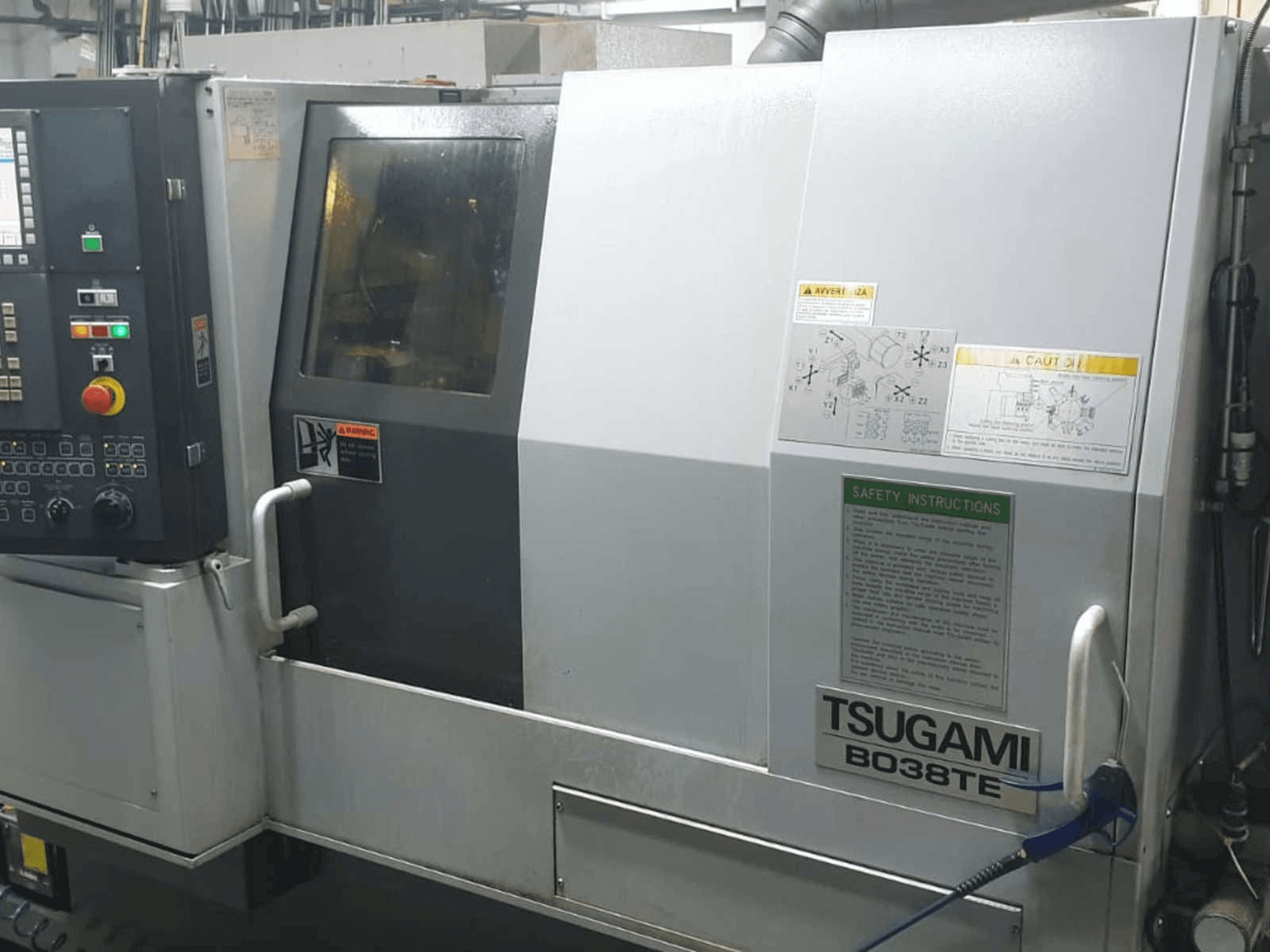 Frontansicht der TSUGAMI BO38TE Maschine