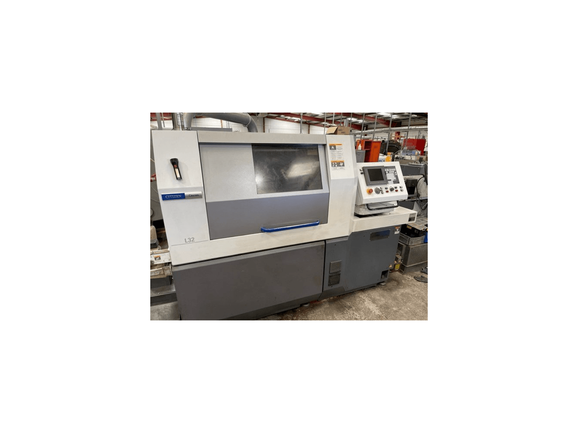 Frontansicht der Citizen L32-1M8 Maschine