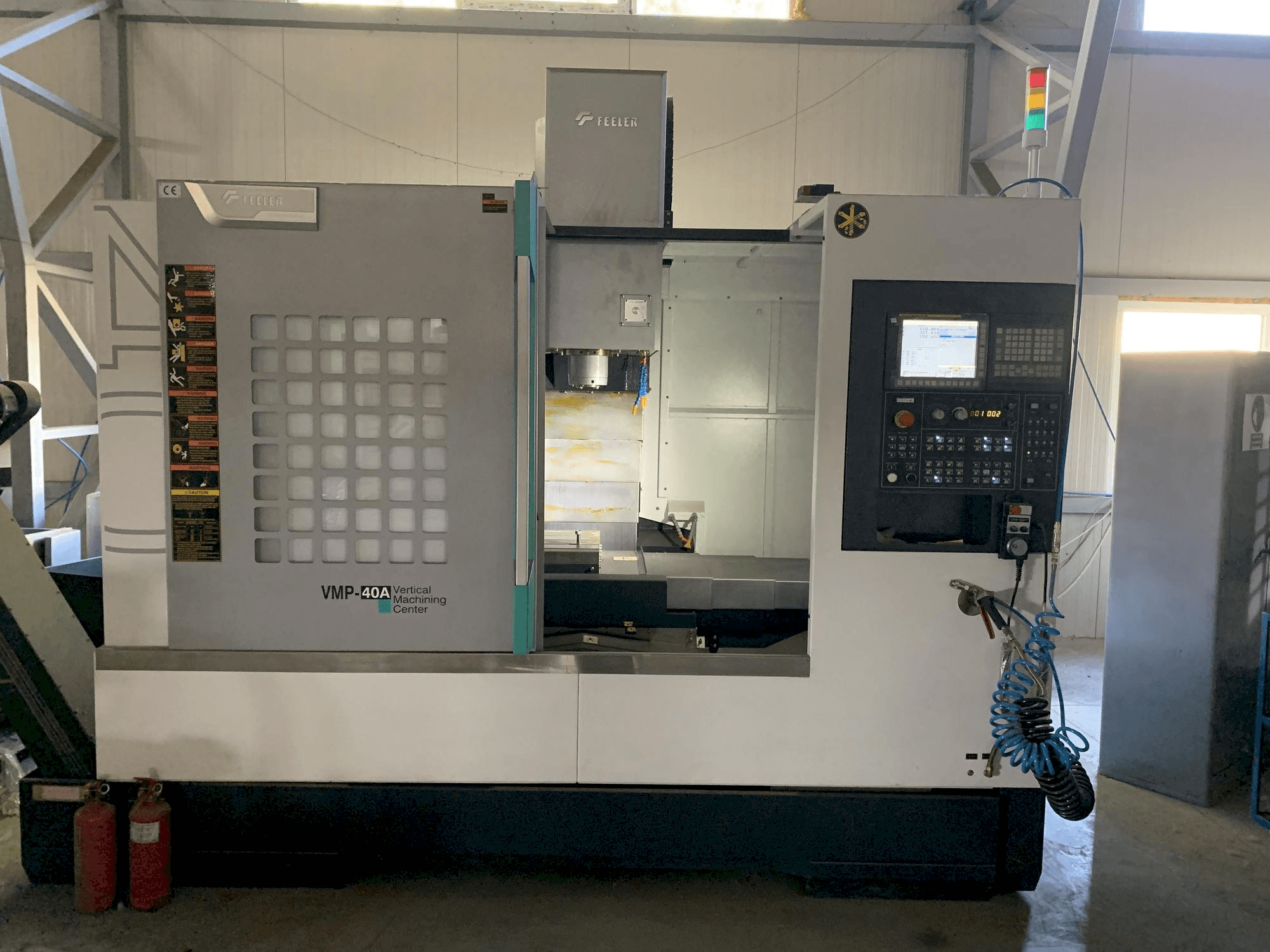 Frontansicht der Feeler VMP 40 Maschine