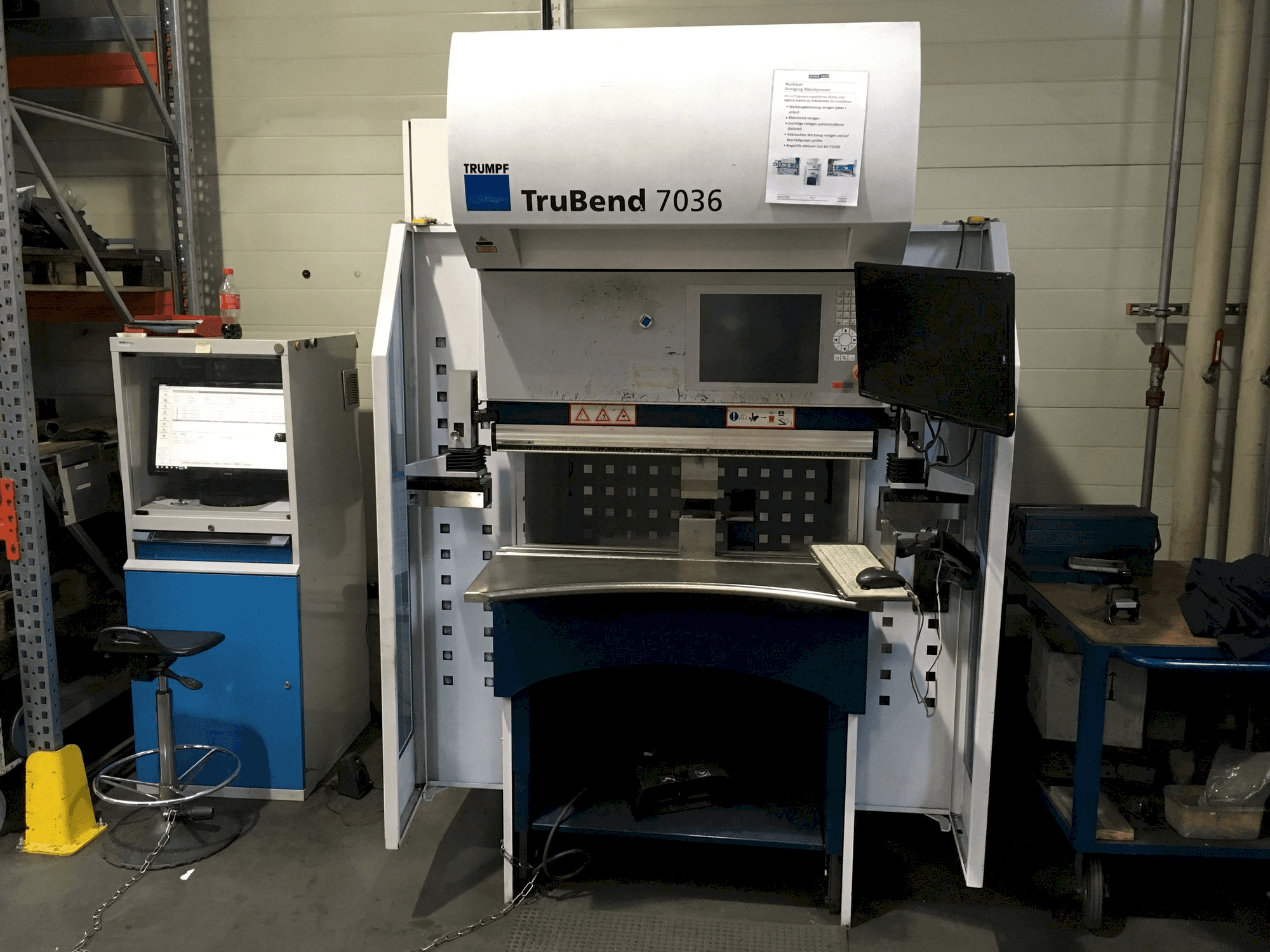 Frontansicht der Trumpf TruBend 7036 Maschine