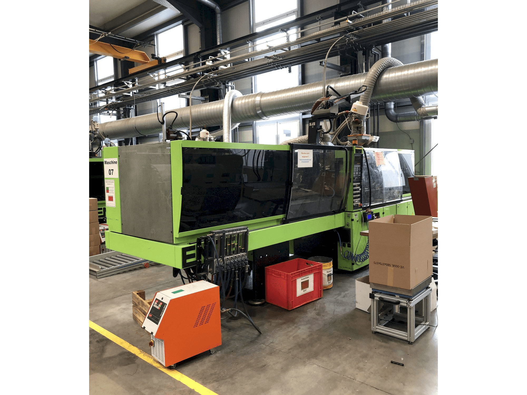 Frontansicht der Engel ES 1050 / 150 HL Maschine