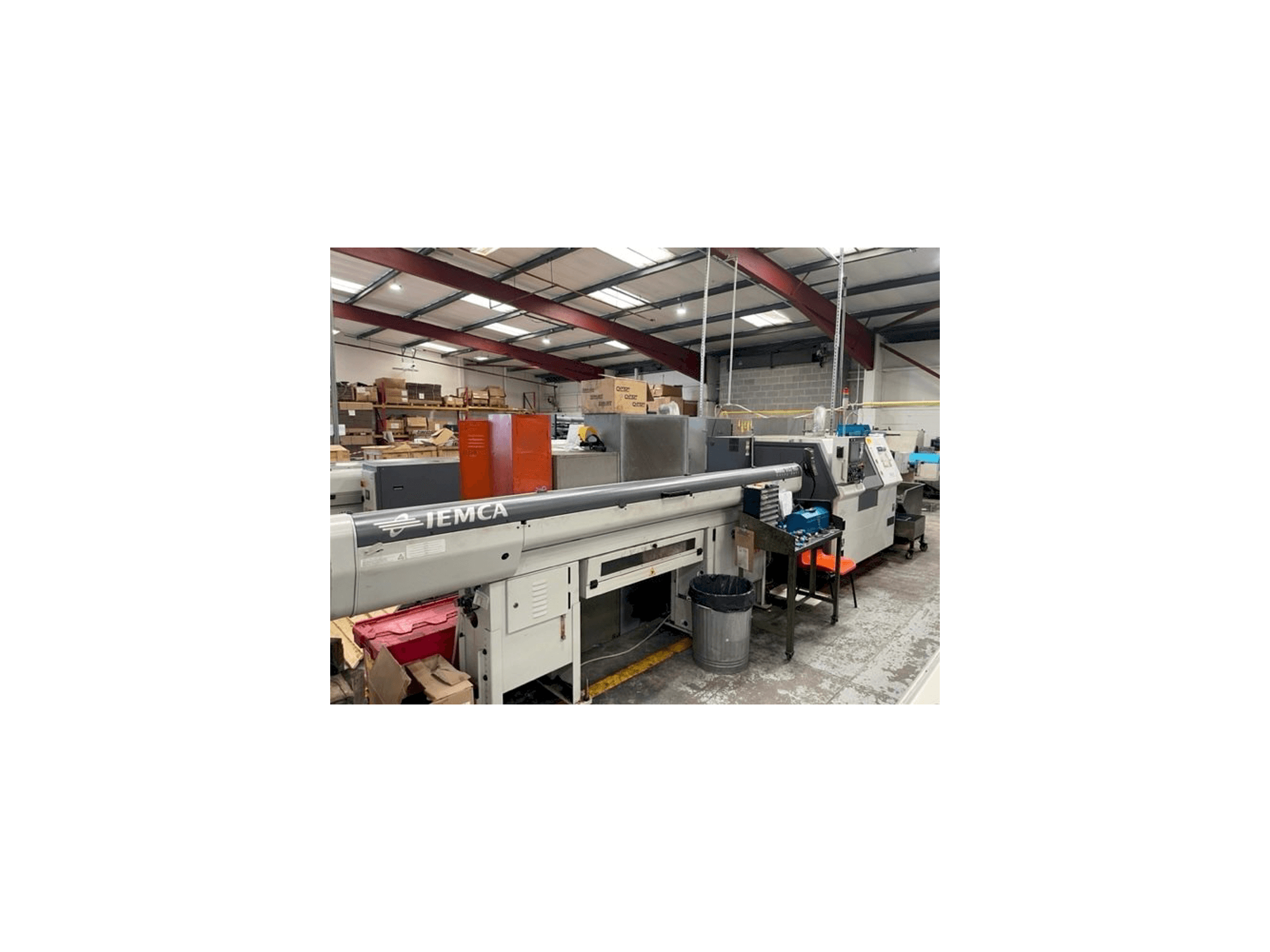 Frontansicht der Miyano BNA-42MSY2 Maschine