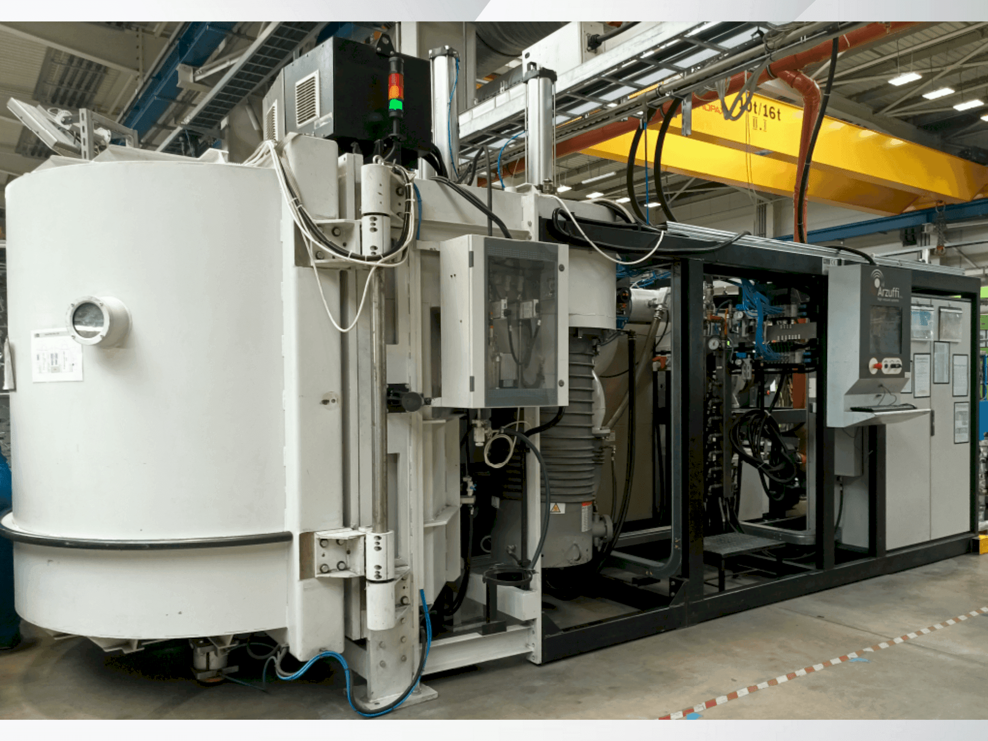 Frontansicht der ARZUFFI AM/KW 1DA2 1900/1800 IC MF Maschine