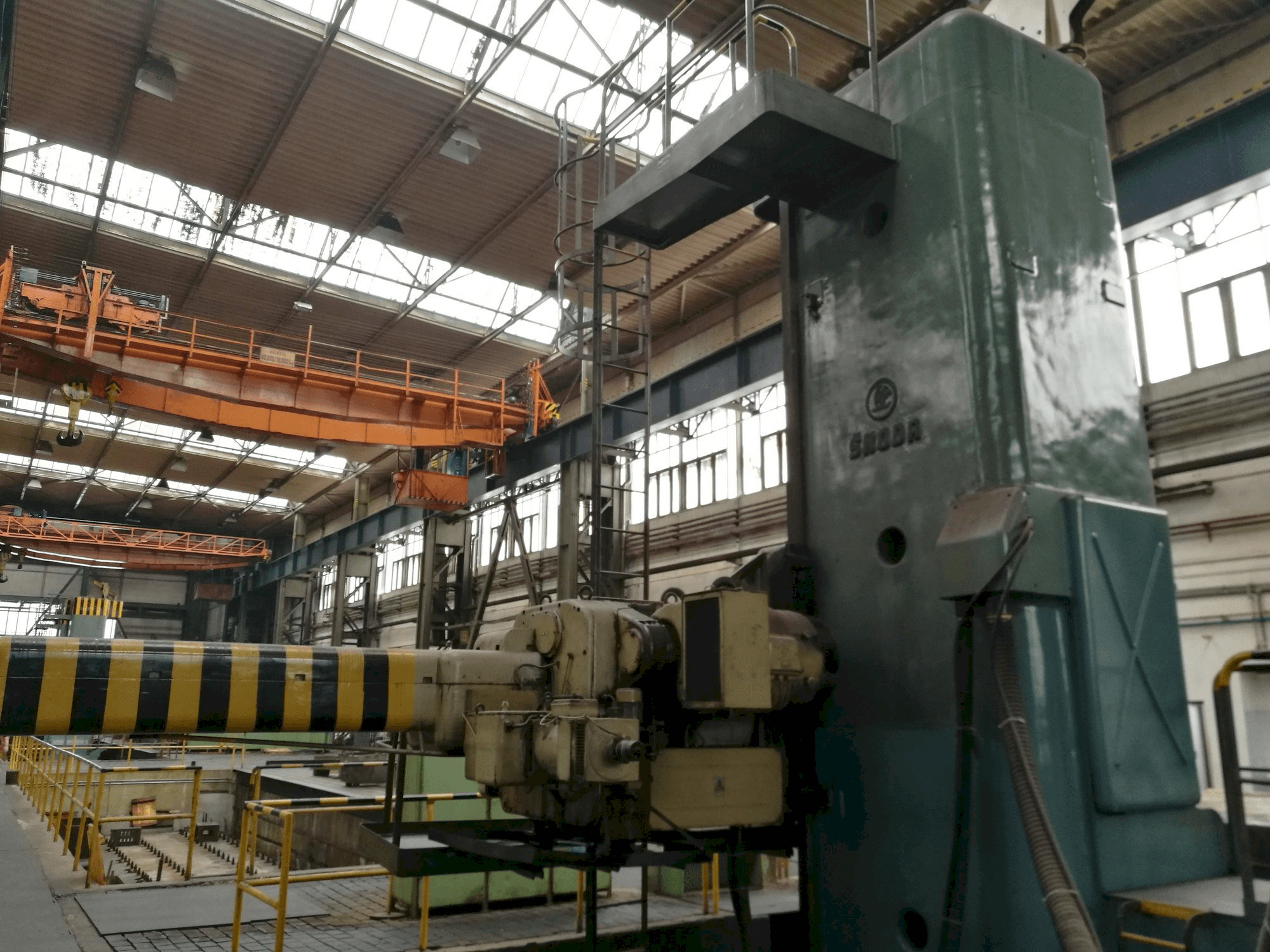 Frontansicht der SKODA WDA 200 Maschine