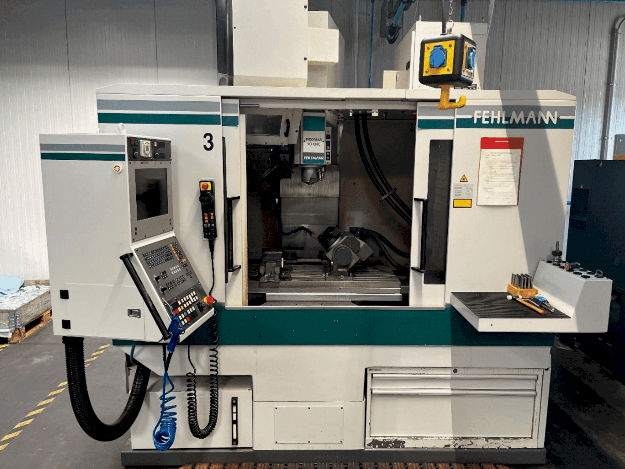 Frontansicht der FEHLMANN Picomax 90-M Maschine