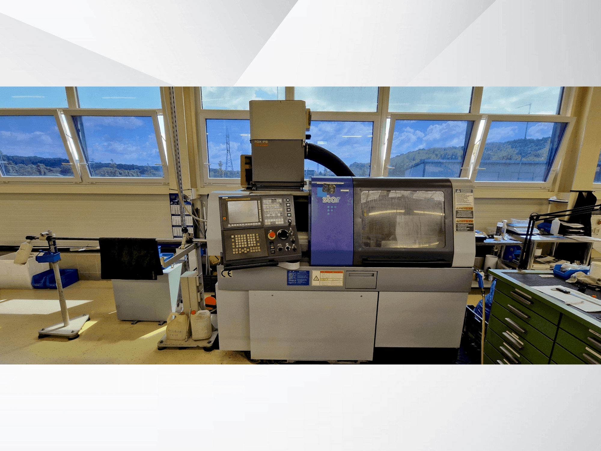 Frontansicht der Star SR-20RII Maschine