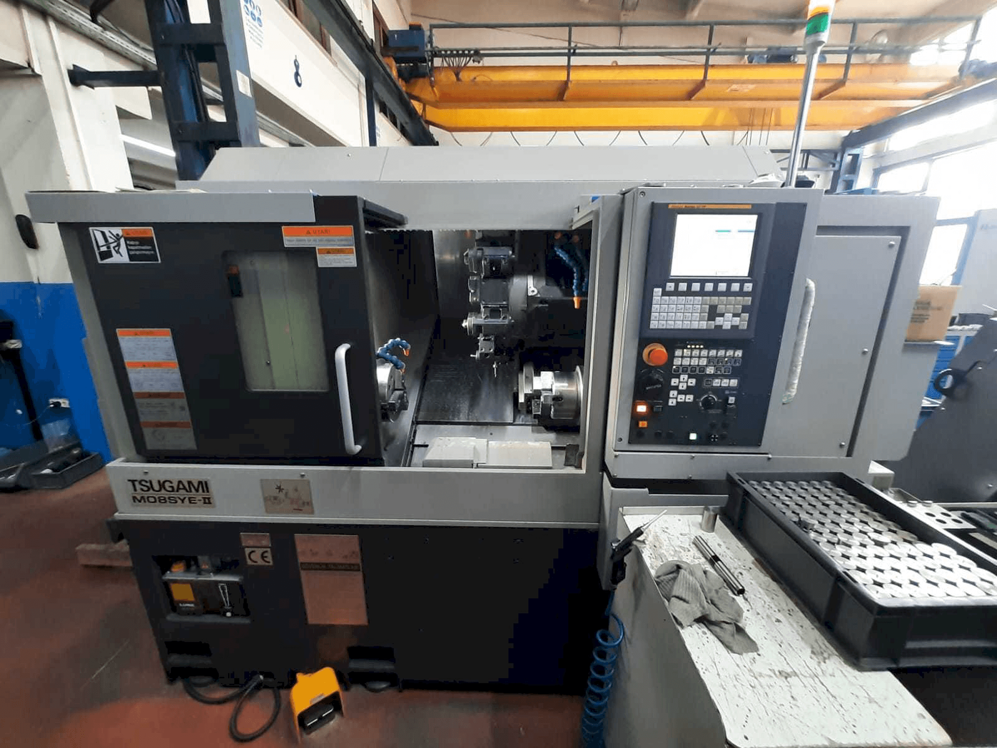 Frontansicht der TSUGAMI MO8SYE-II Maschine