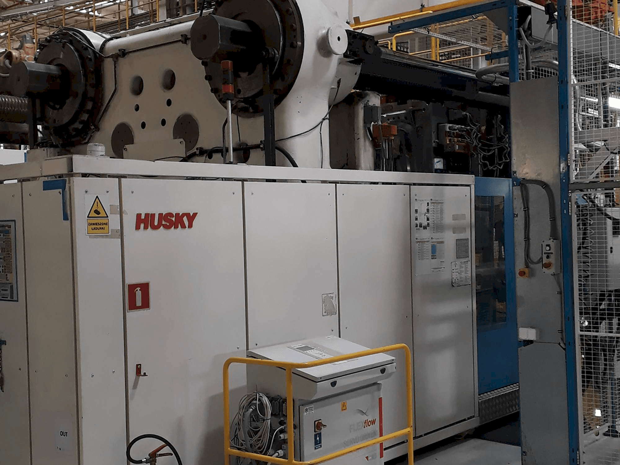 Frontansicht der Husky ELL2350 RS155/145 Maschine